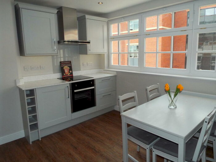2 Bedroom Apartment To Rent In The Hollows, St. James Terrace, Nottingham, NG1
