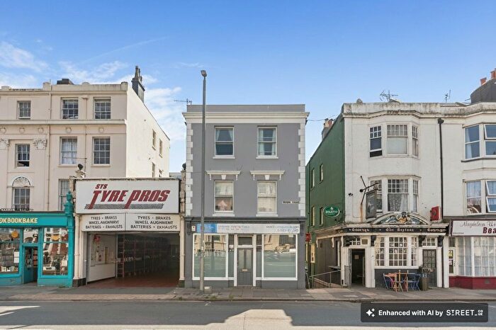 2 Bedroom Flat For Sale In Victoria Terrace, Hove, BN3