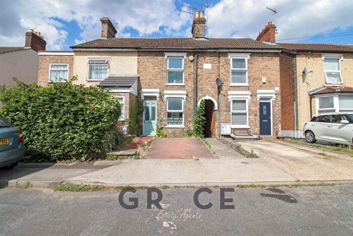 3 Bedroom Terraced House For Sale In Rosehill Road, Ipswich, IP3