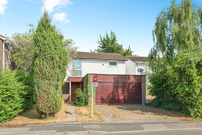 4 Bedroom Detached House For Sale In Netley Dell, Letchworth Garden City, Hertfordshire, SG6