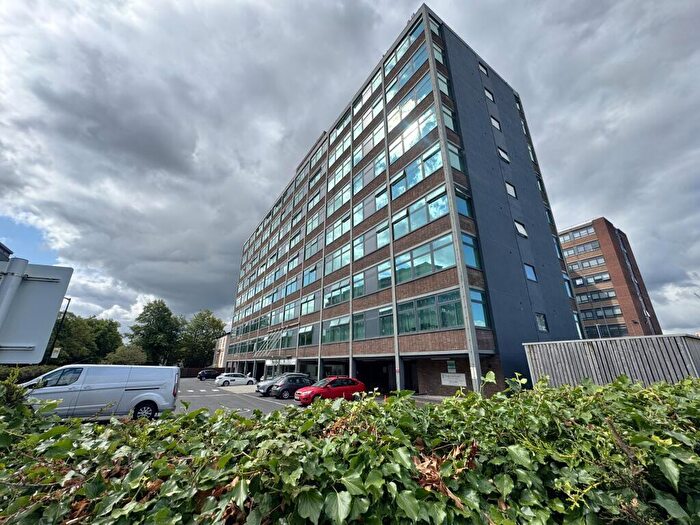 1 Bedroom Flat For Sale In Seymour Grove, Manchester, M16