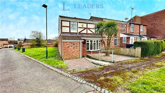 4 Bedroom House To Rent In Seals Green, Birmingham, West Midlands, B38