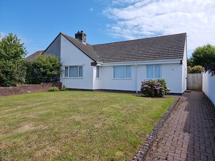 3 Bedroom Bungalow To Rent In Mount Batten Way, Plymouth, PL9