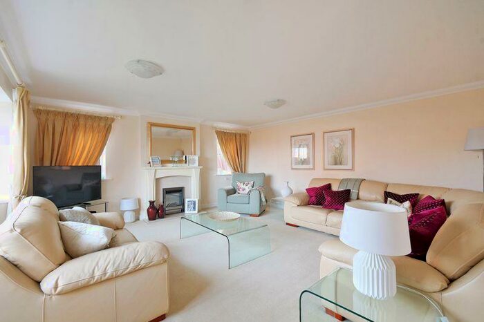 5 Bedroom Detached House For Sale In Pickard Crescent, Richmond, Sheffield, S13