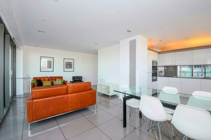 3 Bedroom Flat To Rent In The Triton Building Regents Place, NW1