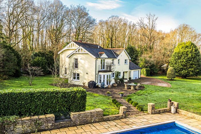 5 Bedroom Detached House For Sale In Benwell Road, Brookwood, Woking, GU24