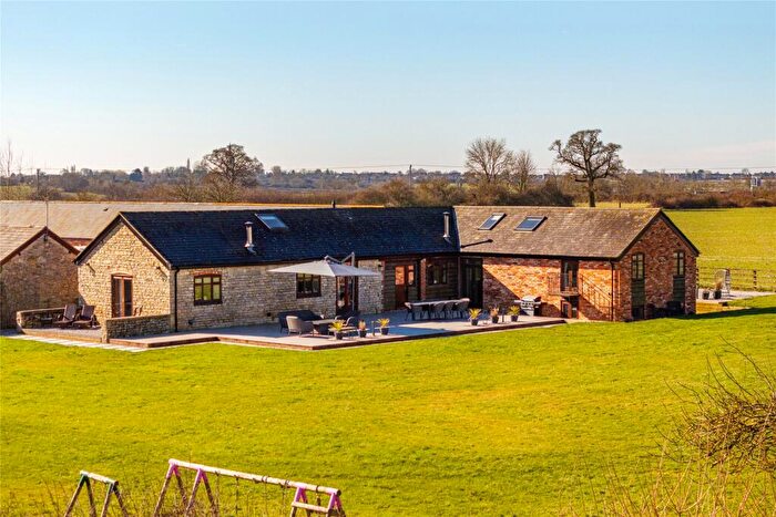 5 Bedroom Barn Conversion To Rent In Yew Tree Farm, Tathall End, Milton Keynes, Buckinghamshire, MK19