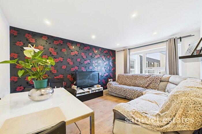 1 Bedroom Flat To Rent In Orchid Lodge, Talbot Close, Mitcham, CR4