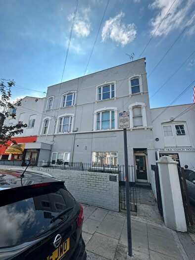 1 Bedroom Flat For Sale In Flat, Devonport Road, Shepherds Bush, London, W12