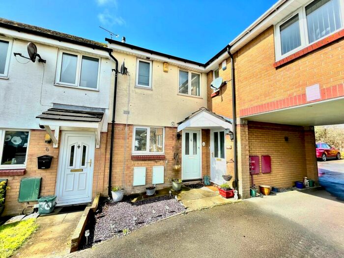 2 Bedroom Property To Rent In The Wheate Close, Rhoose, CF62