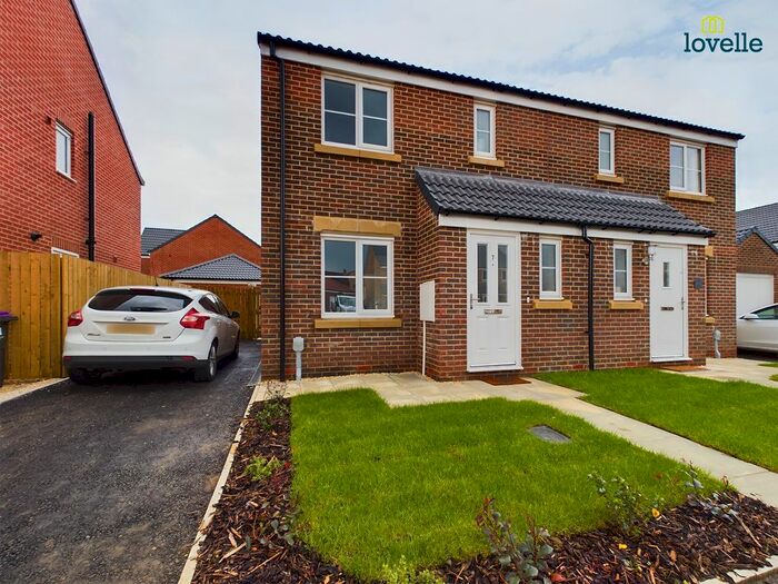 3 Bedroom Semi-Detached House To Rent In All Saints Road, Lincoln, LN2