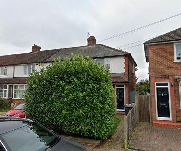 2 Bedroom End Of Terrace House For Sale In Chesford Road, Luton, Bedfordshire, LU2