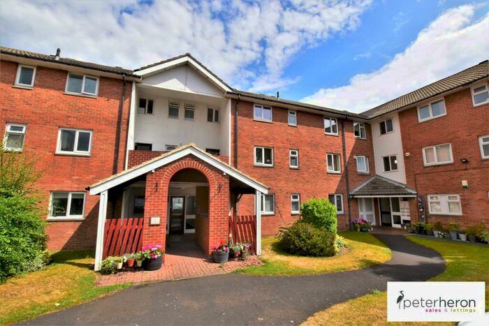 2 Bedroom Flat To Rent In Howick Park, St. Peters, Sunderland, SR6