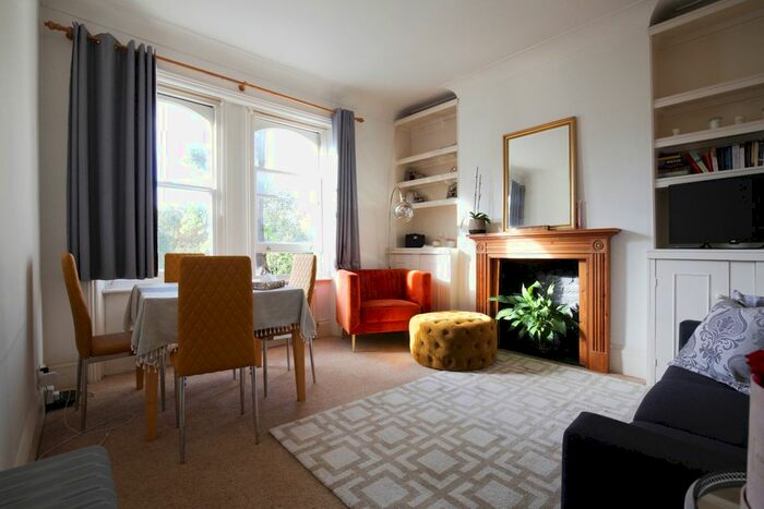 1 Bedroom Flat To Rent In Gunterstone Road, London, W14
