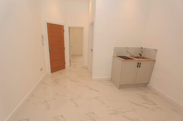 1 Bedroom Flat To Rent In Rucklidge Avenue, London, NW10