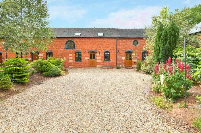 4 Bedroom Barn Conversion For Sale In Bishops Offley, Manor Court, ST21