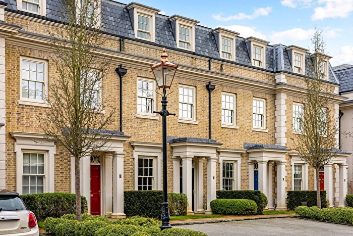 2 Bedroom Town House For Sale In Magna Carta Park, Fitzwalter Terrace, Egham, TW20