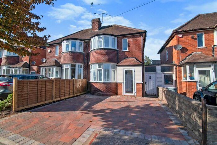 2 Bedroom Semi-Detached House To Rent In Great Stone Road, B31