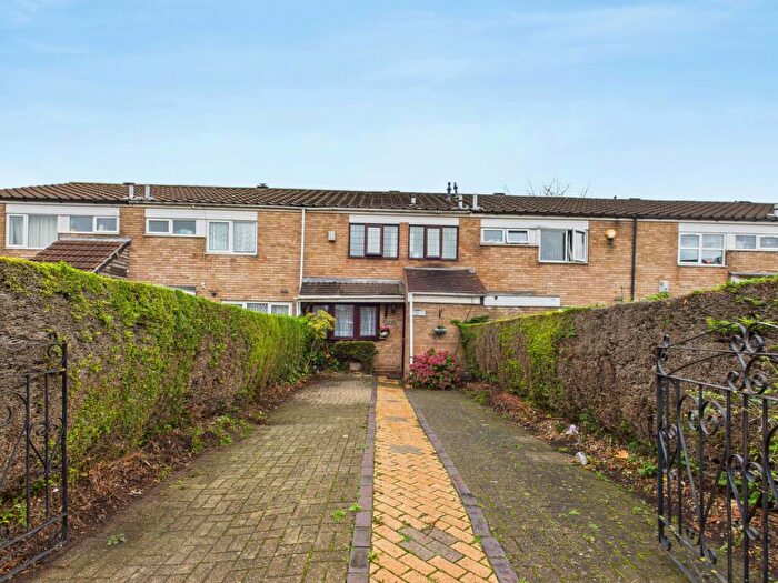 3 Bedroom Terraced House For Sale In College Street, City Centre, Birmingham, B18