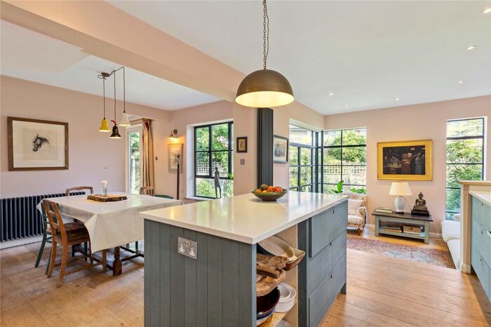 5 Bedroom Detached House To Rent In Perryn Road, London, W3