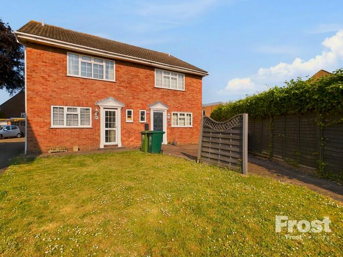 3 Bedroom Semi-Detached House To Rent In School Road, Ashford, Surrey, TW15