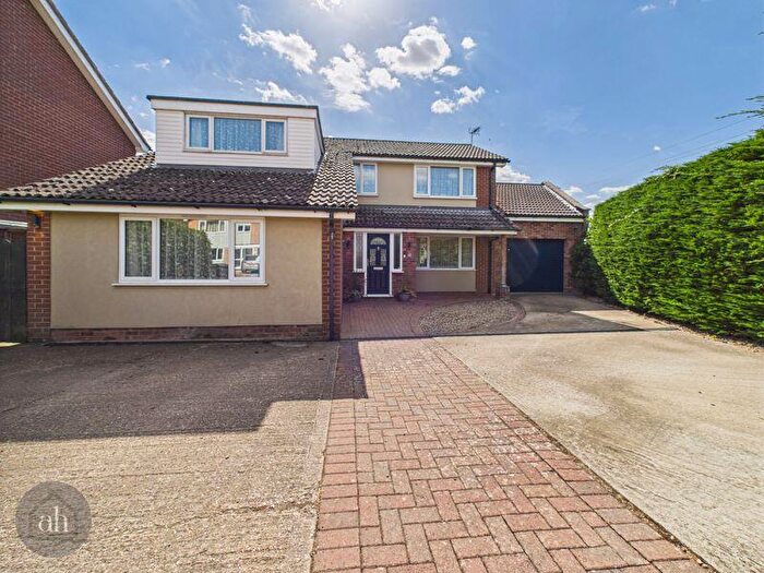 4 Bedroom Detached House For Sale In Hilltop Way, Stanton, IP31