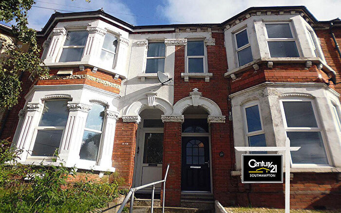 Studio To Rent In |Ref: |, Millbrook Road West, Southampton, SO15