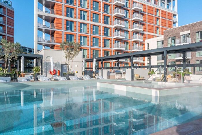 1 Bedroom Flat To Rent In Bloom East, Nine Elms, London, SW11