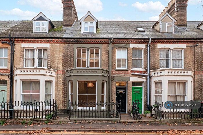4 Bedroom Terraced House To Rent In Carlyle Road, Cambridge, CB4