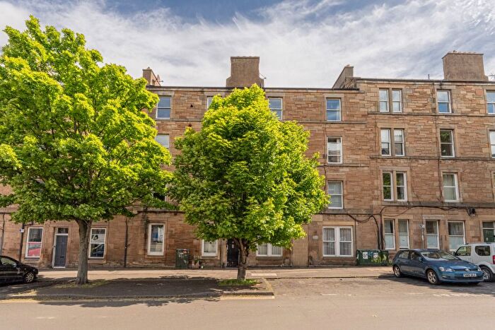 1 Bedroom Flat To Rent In Balfour Street, Leith, Edinburgh, EH6