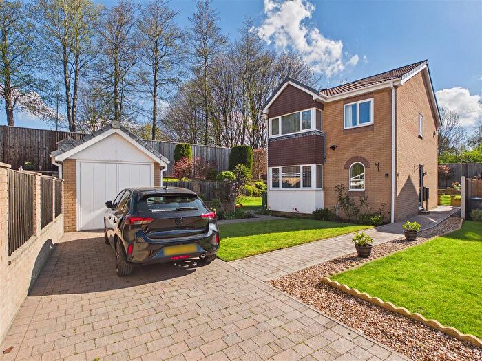 4 Bedroom Detached House For Sale In Sheards Close, Dronfield Woodhouse, Dronfield, S18