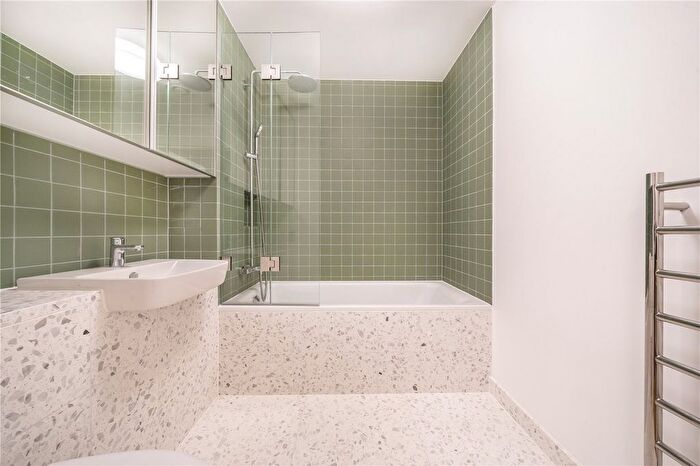 2 Bedroom Flat To Rent In Georgiana Street, London, NW1