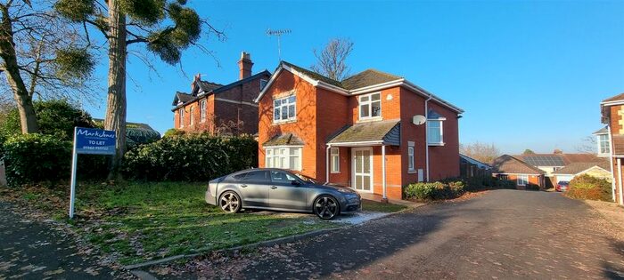 4 Bedroom Detached House To Rent In Sutton Park Road, Kidderminster, DY11