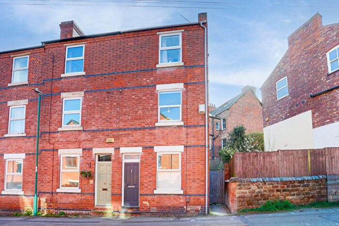 3 Bedroom End Terrace House For Sale In Mansfield Street, Nottingham, NG5