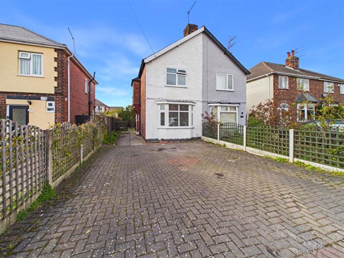 3 Bedroom Semi Detached House To Rent In Plains Road, Mapperley, Nottingham, NG3