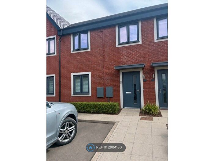 2 Bedroom Maisonette To Rent In Whittle Way, Gloucester, GL3