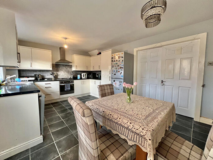 3 Bedroom End Of Terrace House For Sale In Bromley Close, Bispham, FY2