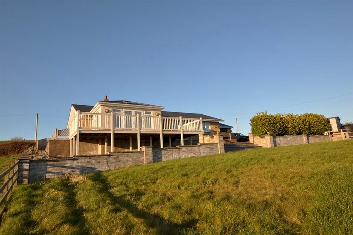 3 Bedroom Detached Bungalow For Sale In Cynwyl Elfed, Carmarthen, SA33