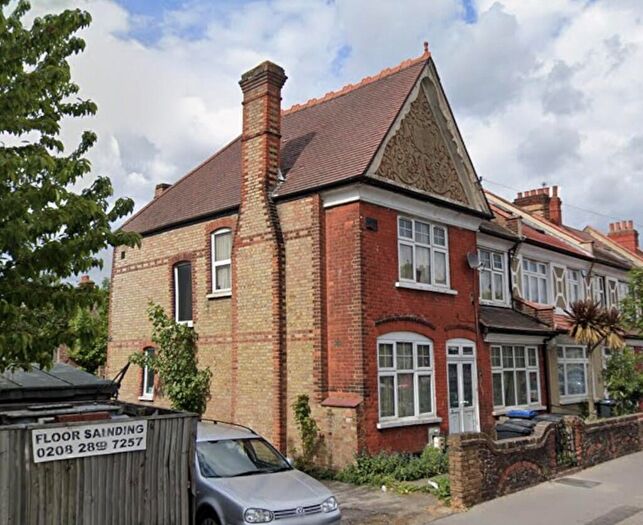 3 Bedroom Semi Detached House For Sale In Malvern Road, Thornton Heath, Surrey, CR7