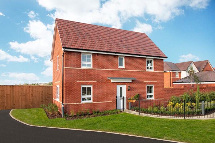 3 Bedroom Detached House For Sale In Low Road, Dovercourt, Essex, CO12