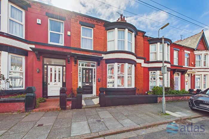 4 Bedroom Terraced House For Sale In Wyndcote Road, Allerton, L18