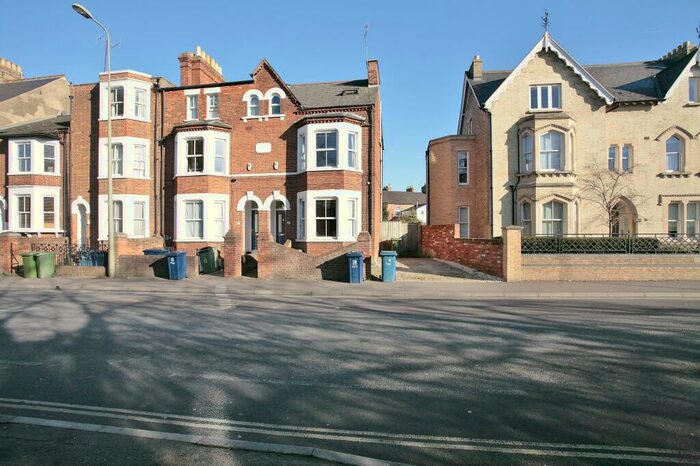 6 Bedroom End Of Terrace House To Rent In Iffley Road, Oxford, OX4