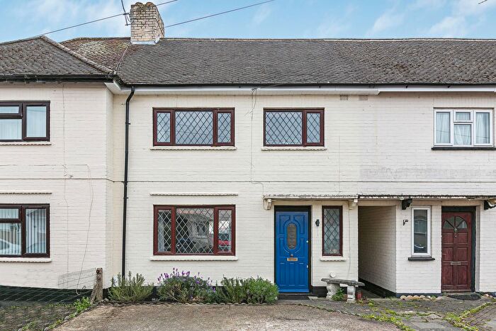 3 Bedroom Terraced House For Sale In Larchwood Drive, Englefield Green, Egham, Surrey, TW20