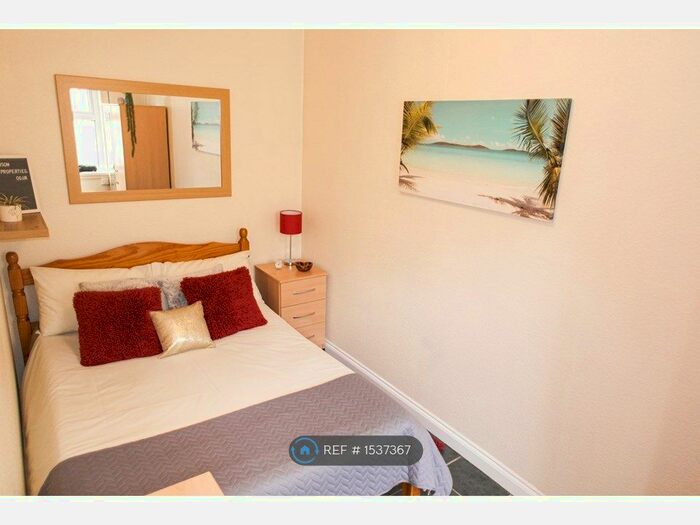 1 Bedroom Flat To Rent In Shoe Tree Court, Northampton, NN1