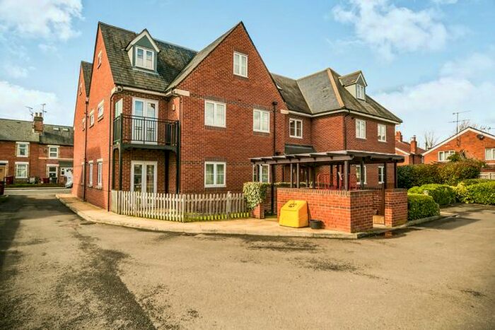2 Bedroom Flat To Rent In Cardigan Road, Reading, RG1