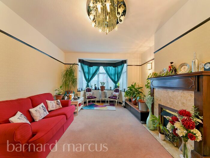 3 Bedroom Property To Rent In London Road, Morden, SM4