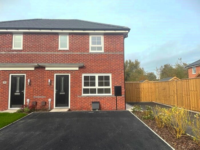 3 Bedroom Semi-Detached House To Rent In Longwall Drive, Ince, WN2