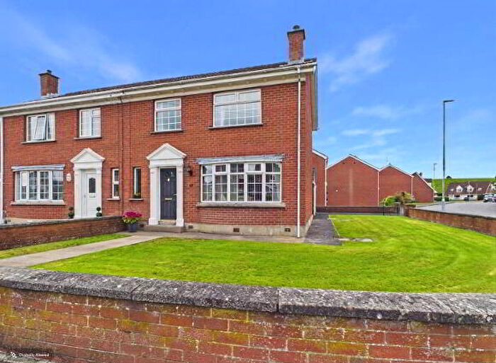 3 Bedroom House For Sale In Winchester Park, Belfast, BT8