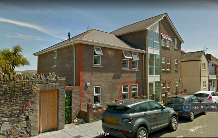 2 Bedroom Flat To Rent In Dalton Street, Cardiff, CF24