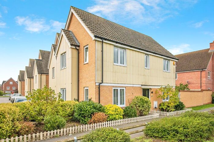 3 Bedroom Detached House For Sale In Rook End, Stanway, Colchester, CO3